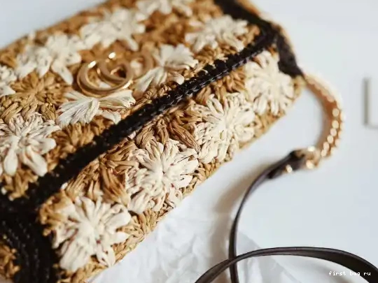 First bag ru GUCCI MARMONT GG 0702